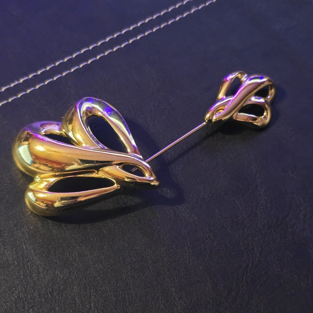 Napier Brooch Pin